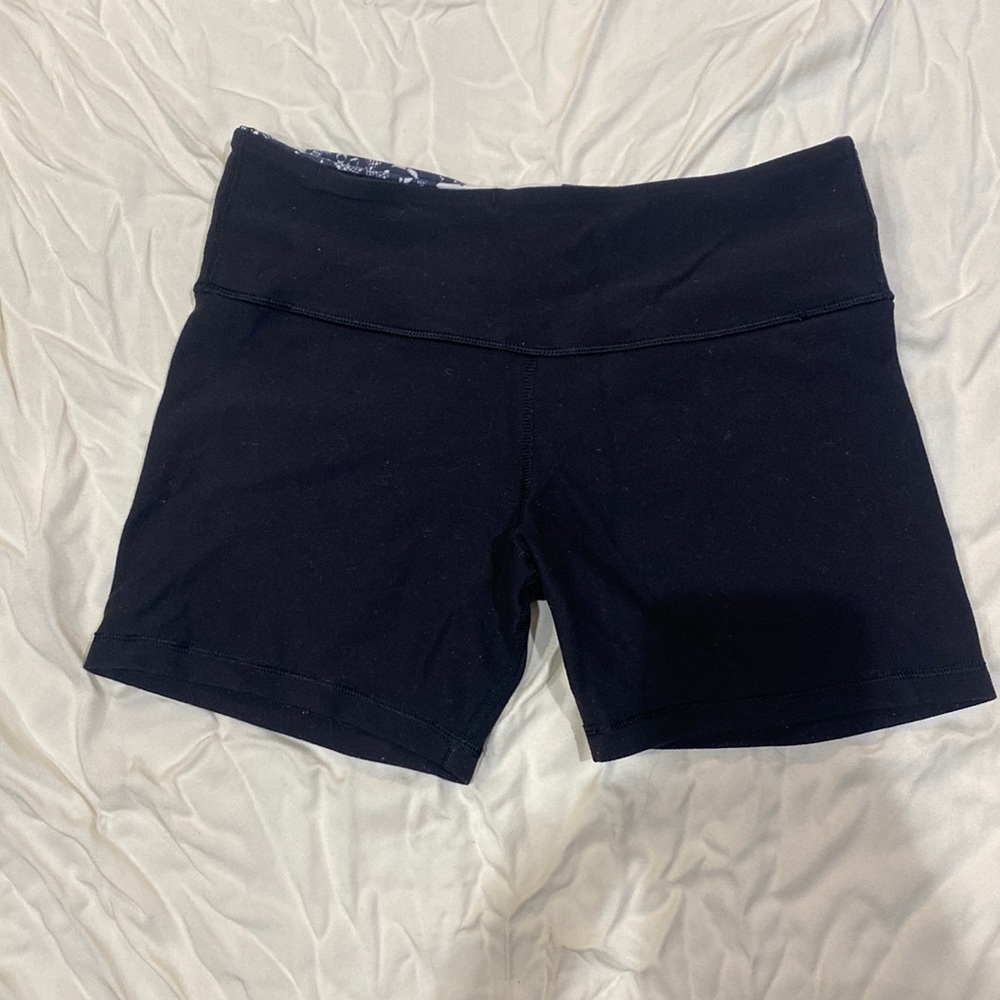 Reversible Lululemon shorts
